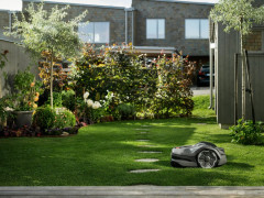 AUTOMOWER 310E NERA - 1500m2, Bluetooth®, Wi-Fi - s modulem EPOS Direct (19)